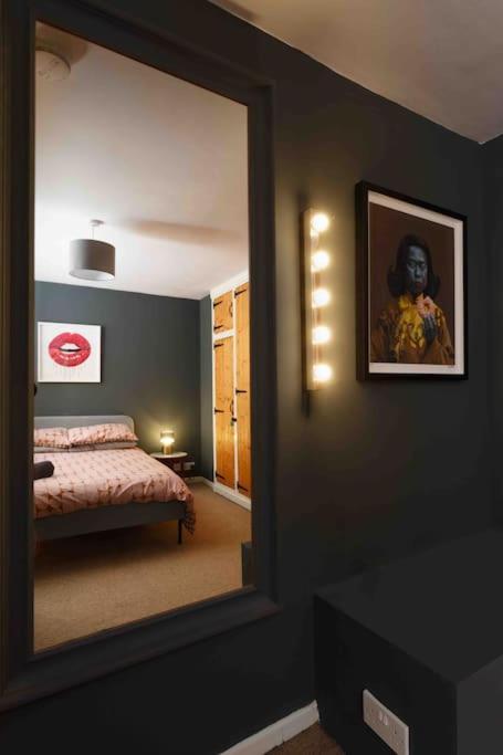 Chester/Handbridge Sleeps 9 + Netflix Hough Green 외부 사진